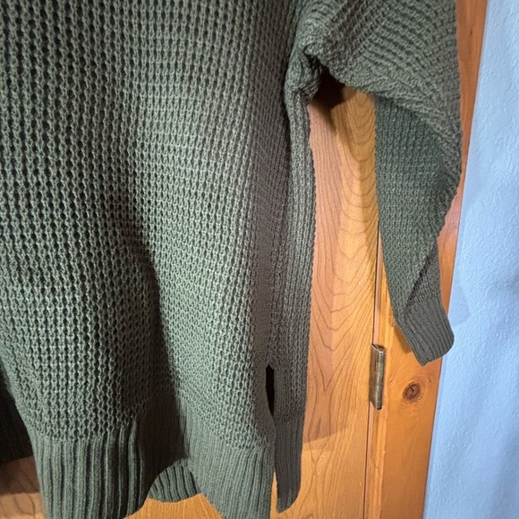 Zenana Outfitters Dk Olive Green Chunky Knit Cardigan - Picture 6 of 16